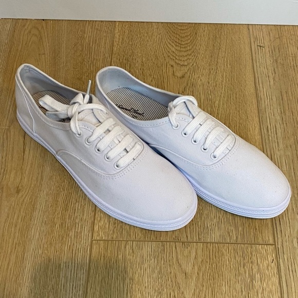 𝅺new American Threads Retro White Canvas Tennis Shoes Sneakers Preppy - Picture 4 of 7